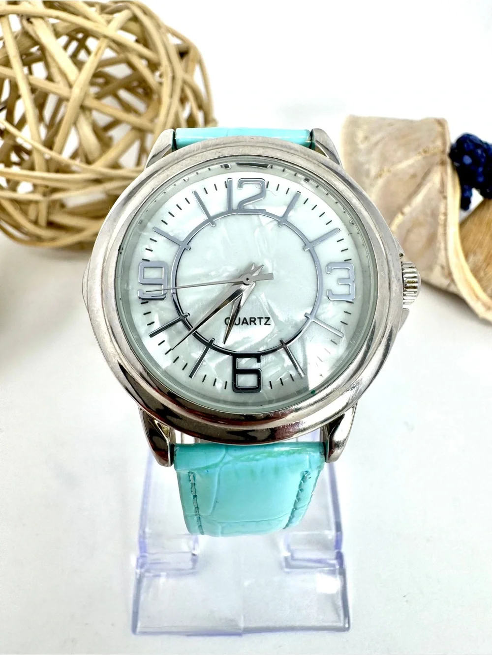 Avon Analog Quartz Women's Watch - New Battery